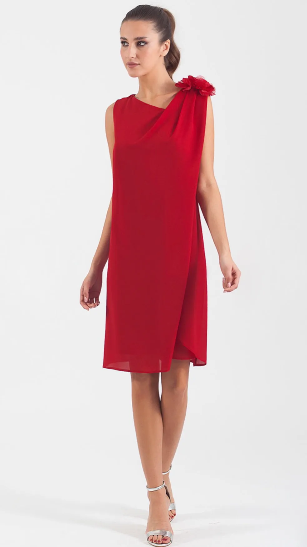 4-A0945 Lindsay Red Shift Dress