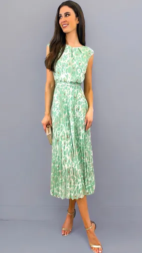 A1709 Spicy Mint Floral Print Pleat Dress