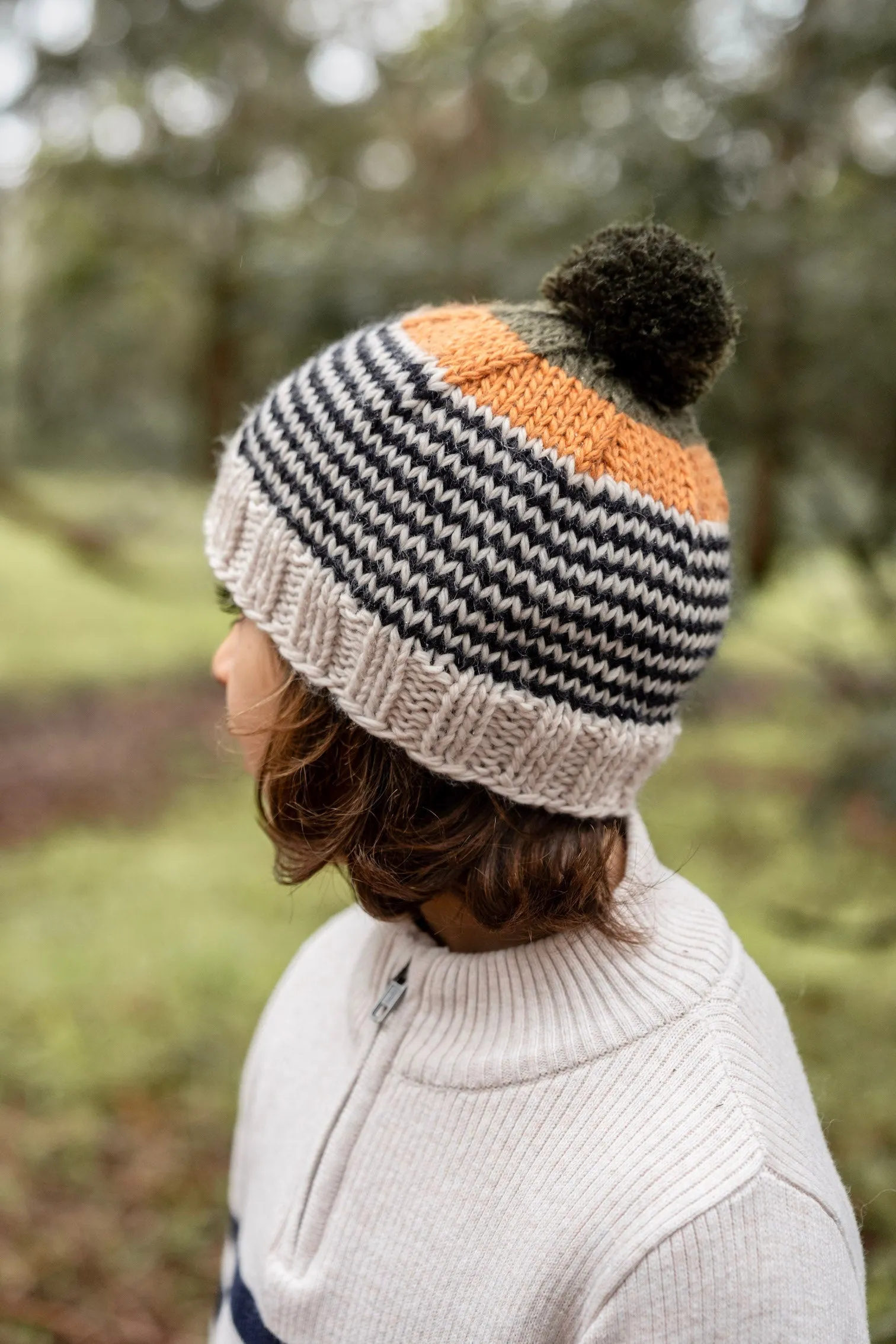 ACORN HORIZON BEANIE BLACK STRIPE