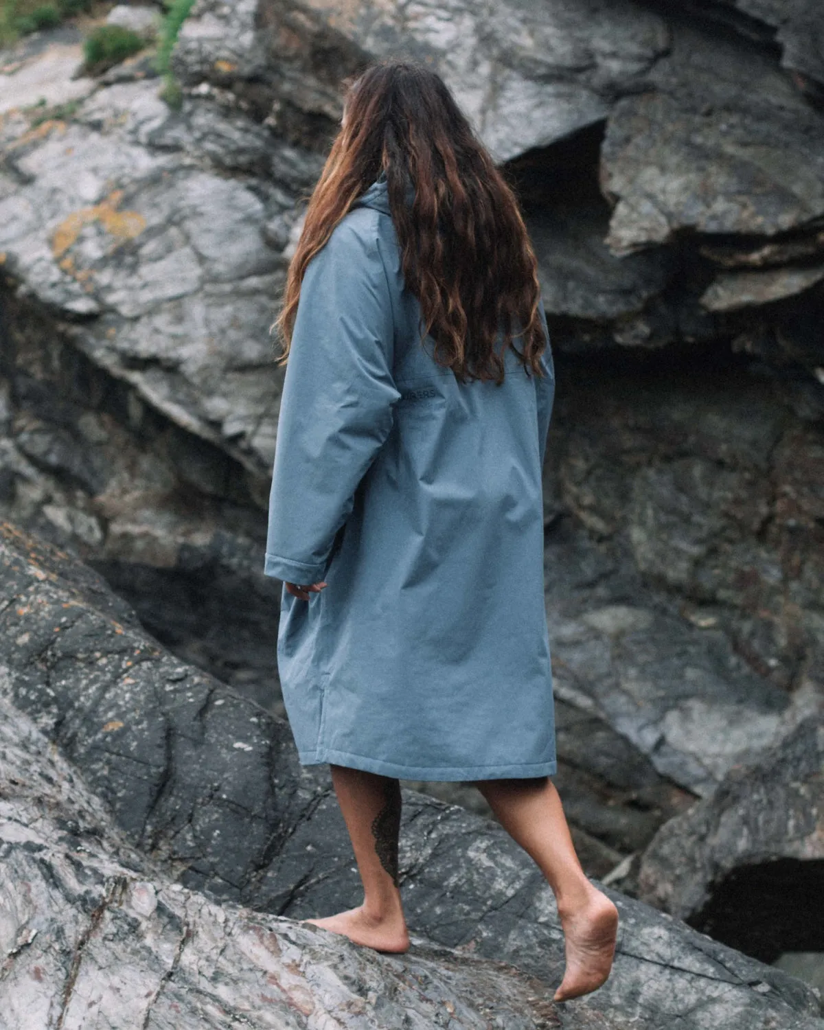 All Weather Sherpa Changing Robe - Mineral Blue