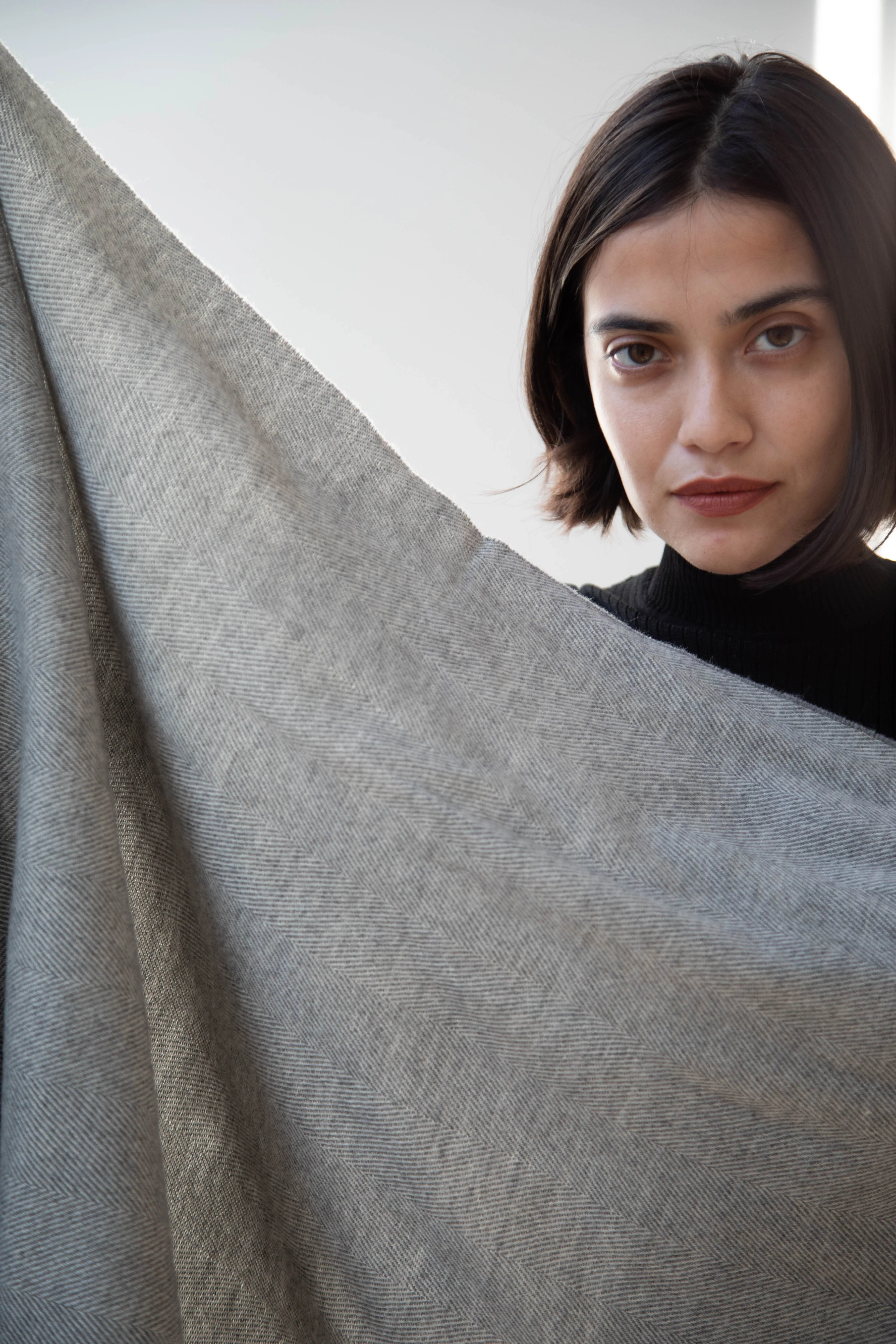 Donegal Mills | Herringbone Scarf in Grey