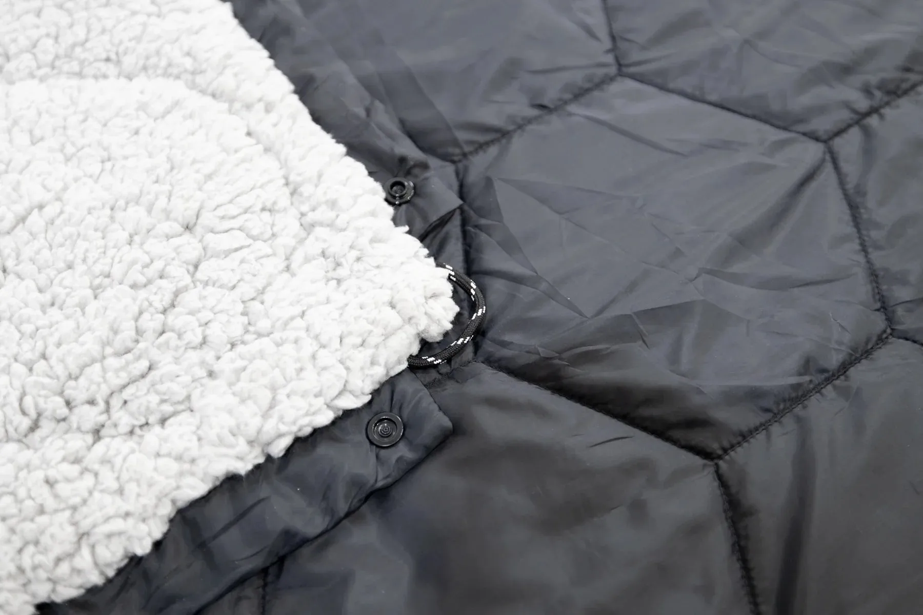 FSR - Anywhere Poncho/Puff Blanket