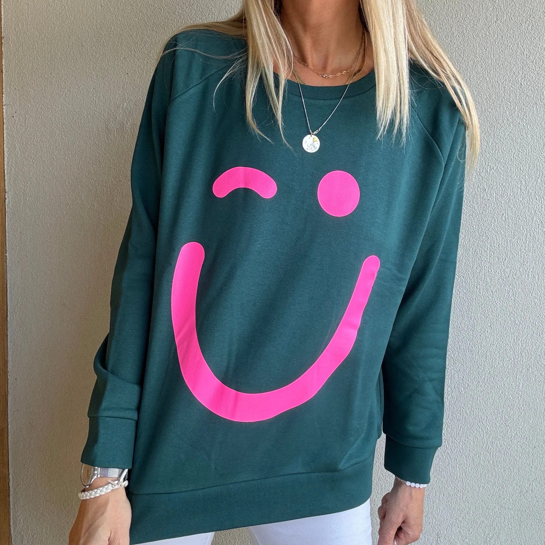 Green & neon pink sweatshirt *relaxed style* *NEW*