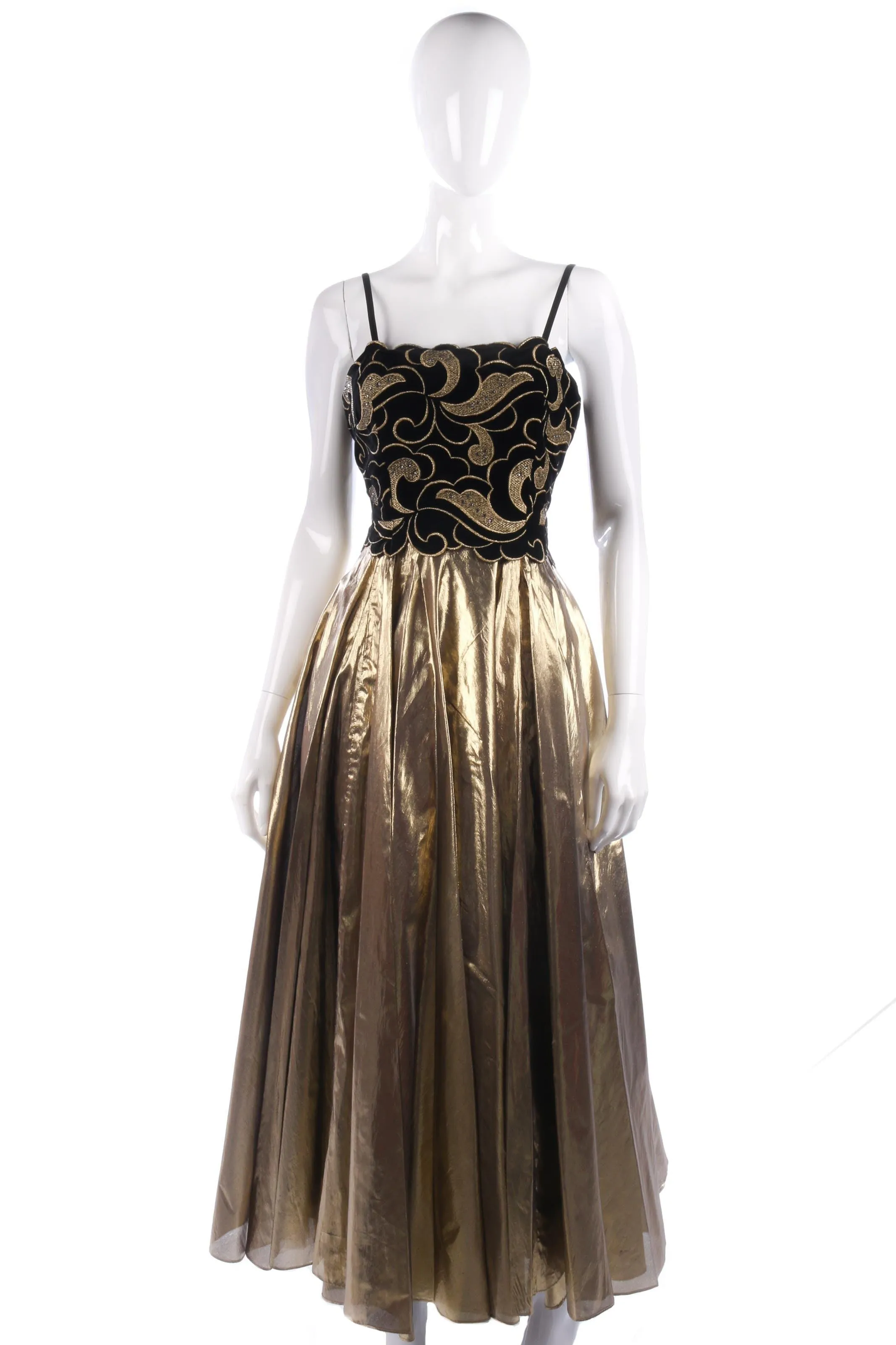 La Regina vintage ball gown. Superb size 12/14