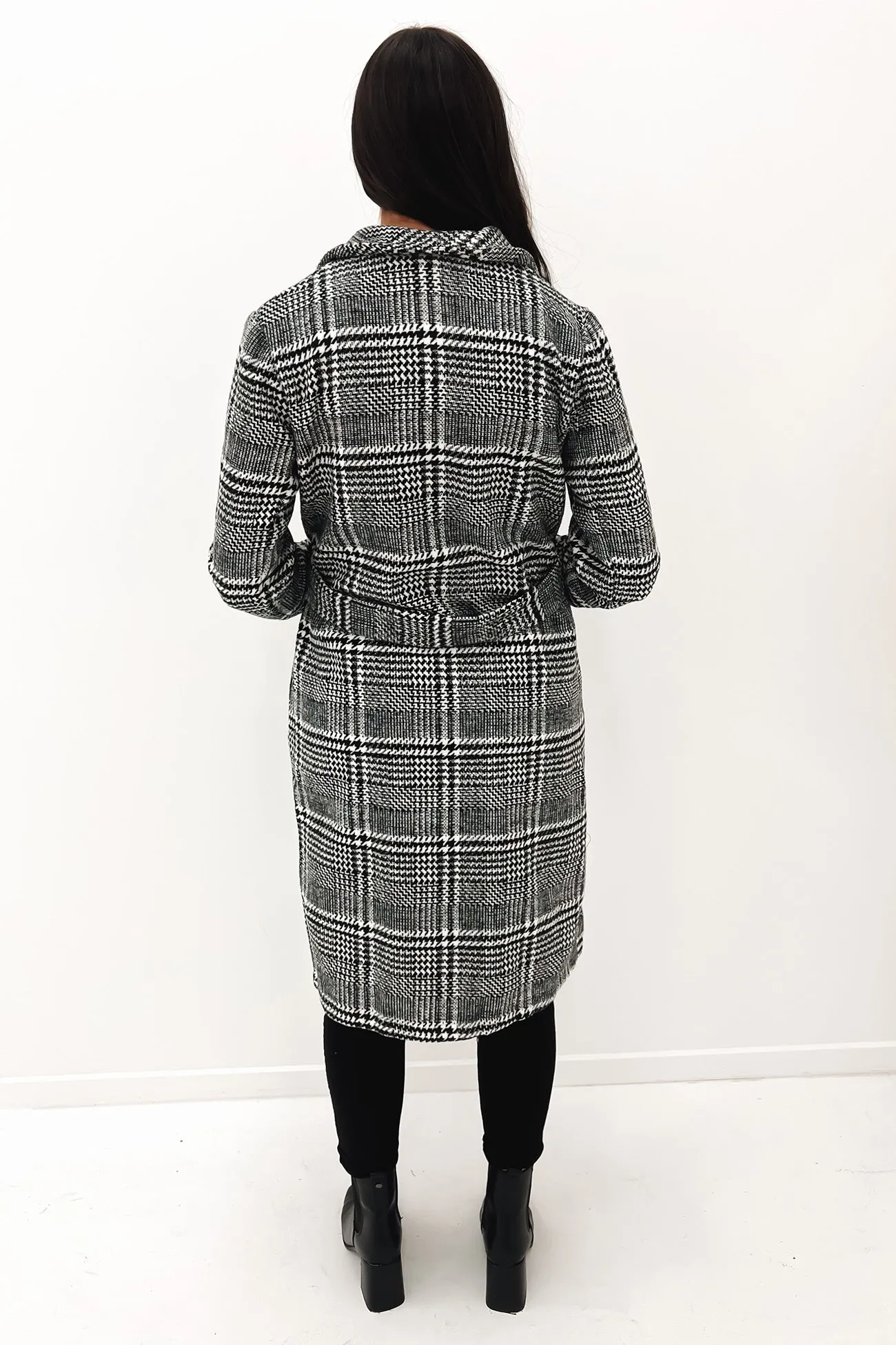 Leona Coat Black White