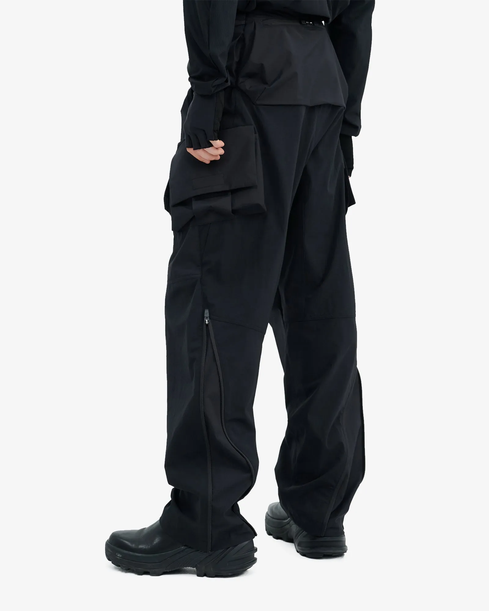 Multi Pocket Tech Water Repellent Cargo Pants