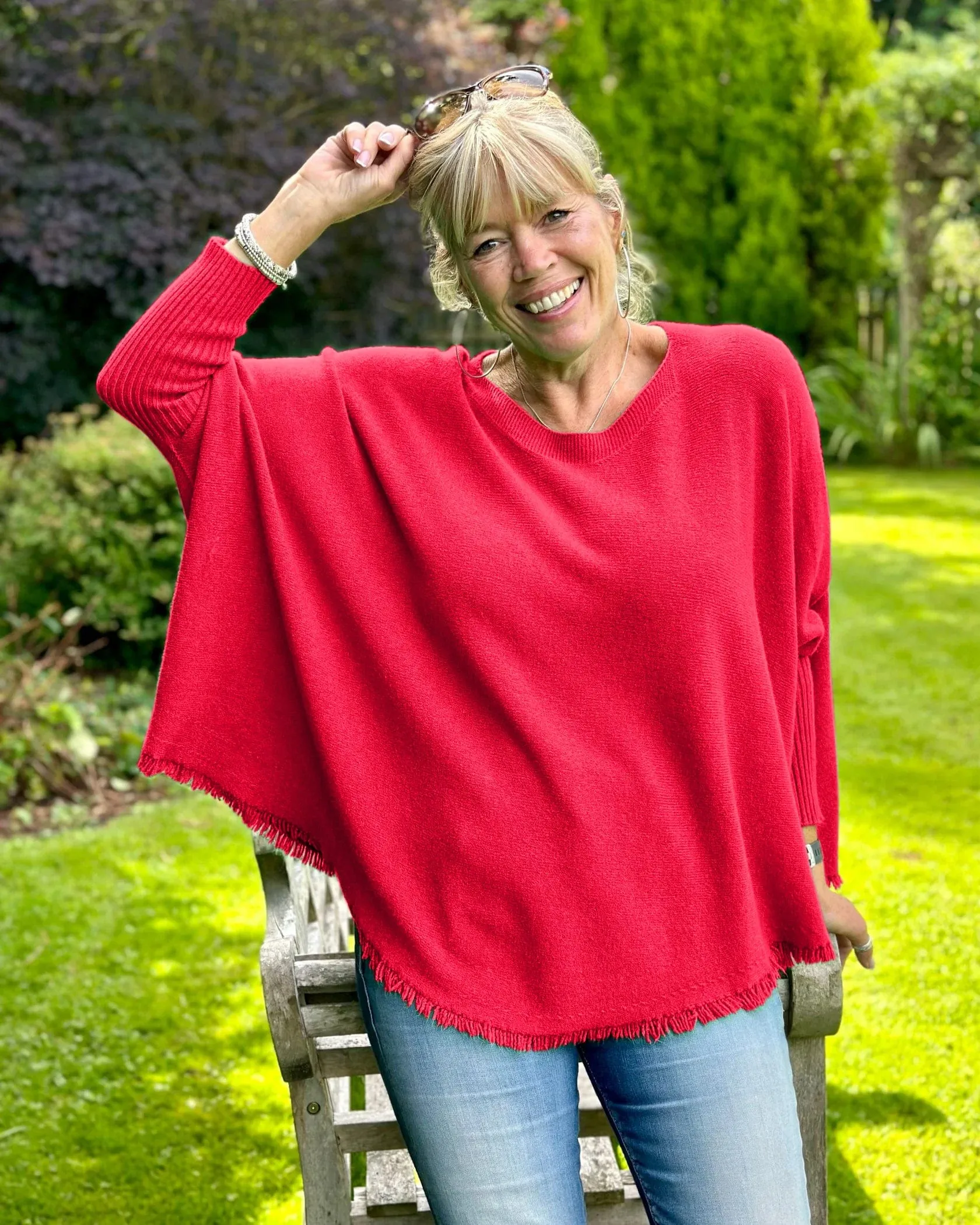 Slash Neck Fringed Poncho Jumper - Red