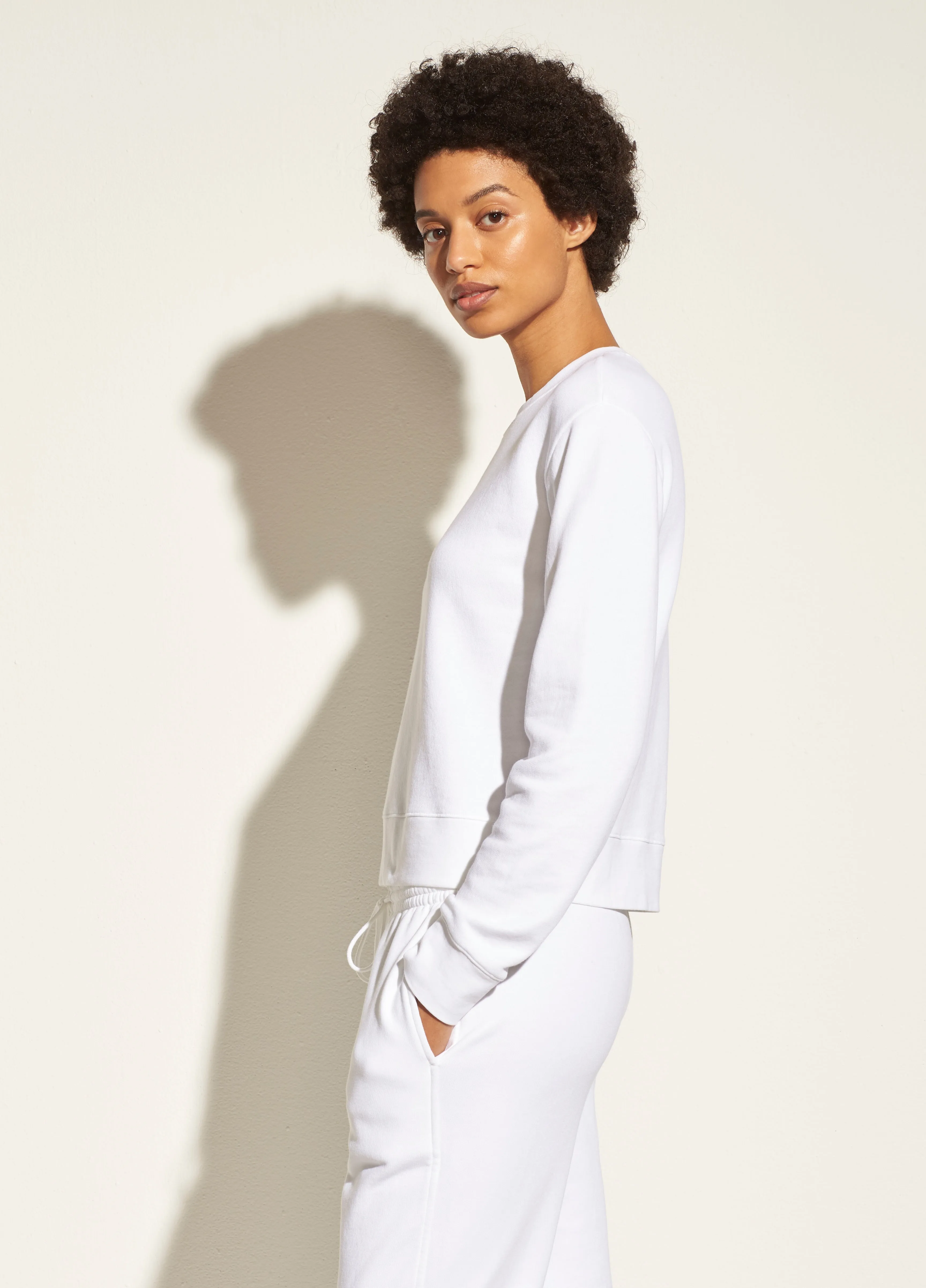 Vince - Essential Shrunken Pullover in Optic White